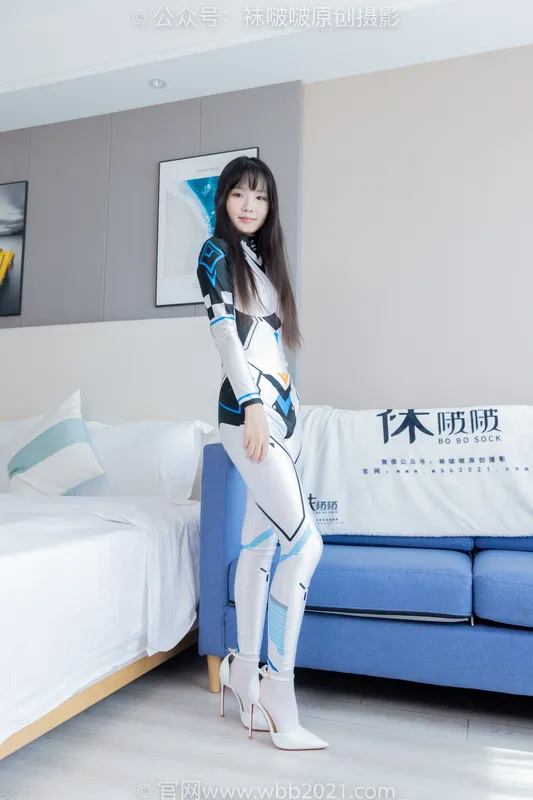 [BoBoSocks袜啵啵] NO.463 甜甜圈-高跟鞋、厚白丝、裸足、连体衣裤里丝（花絮版） - BoBoSocks袜啵啵